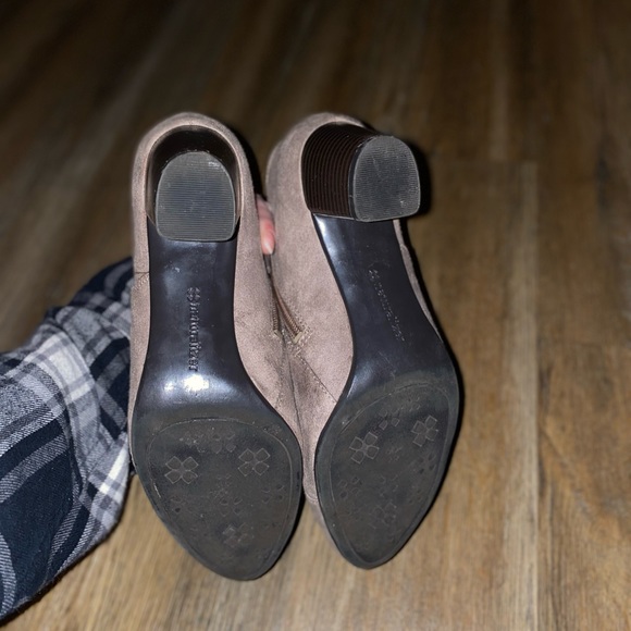 BOOTIES - Picture 5 of 5